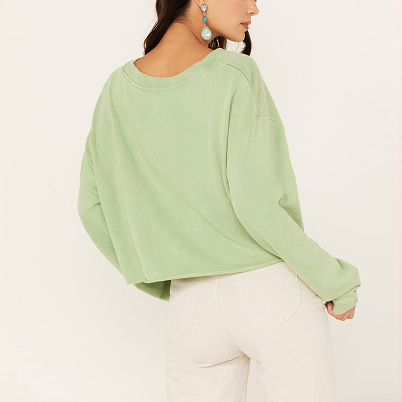 hongfeng specializes in women long sleeve t shirts with custom patterns for every style.